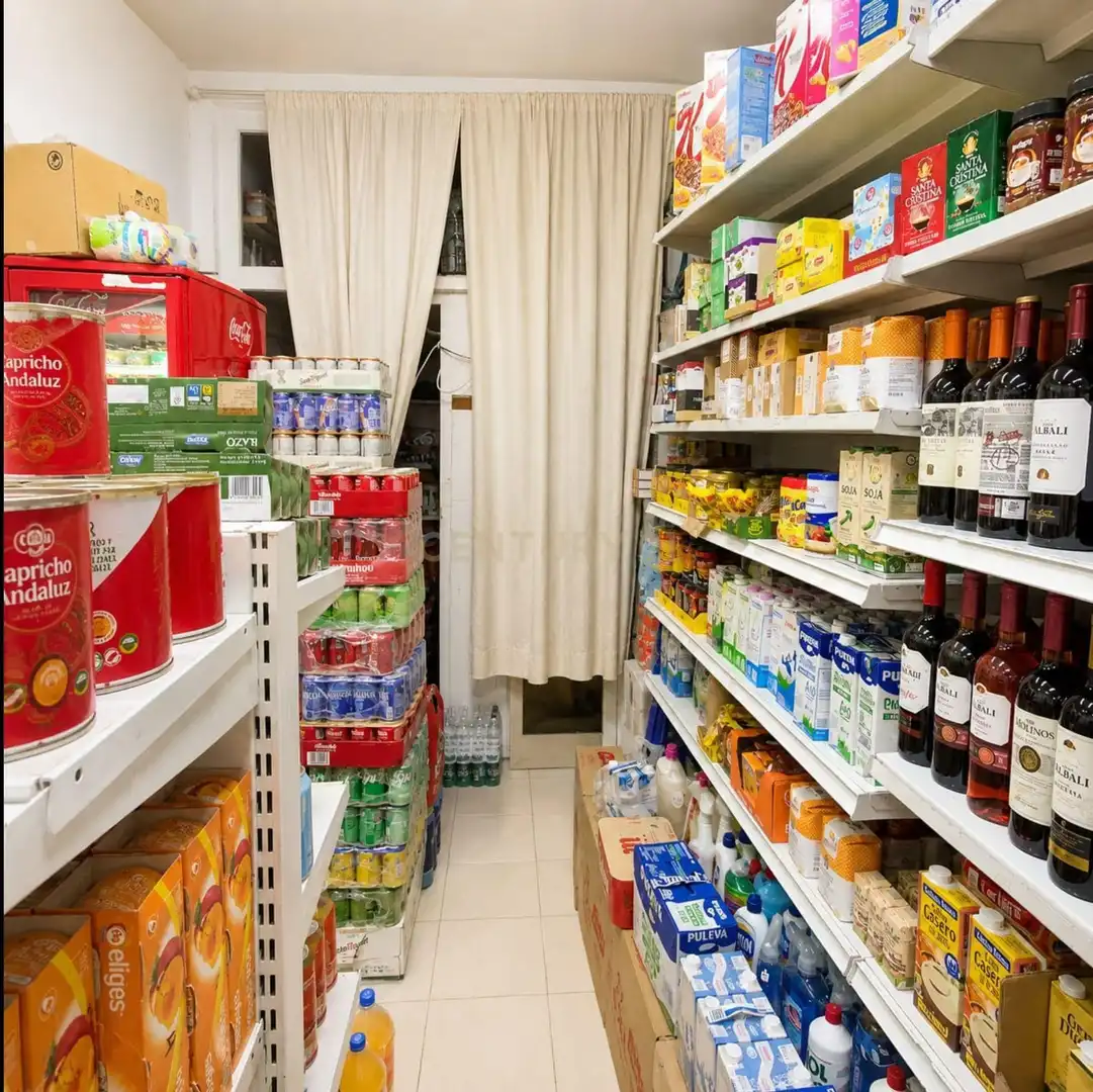 Local comercial en traspaso en Calle Zodiaco, 9, Benalmádena, Spain 9, imagen 10