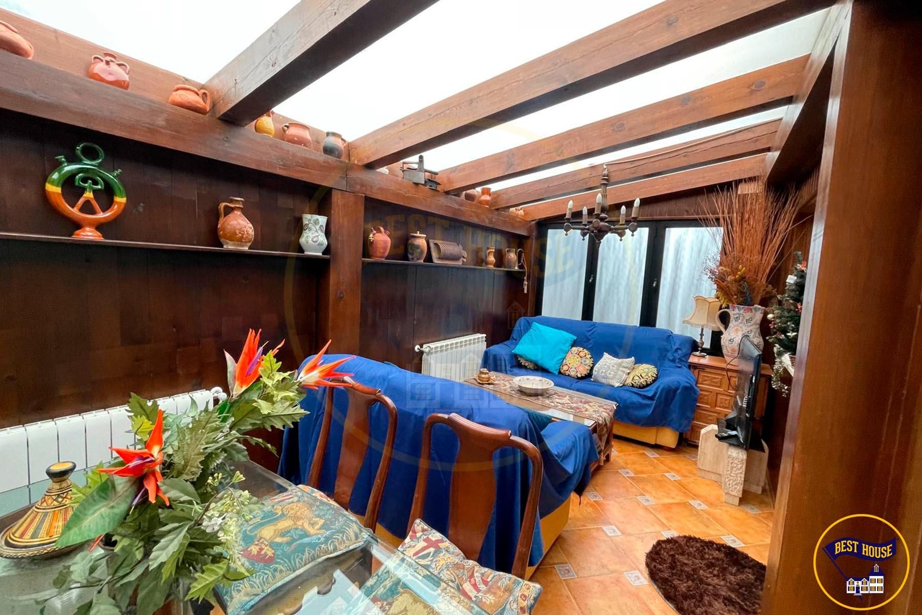 Living room of House or chalet for sale in Cuenca Capital  with Heating, Terrace and Storage room
