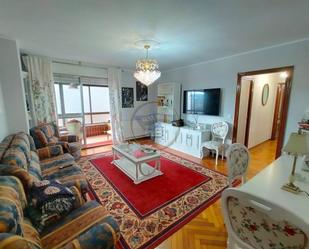 Living room of Flat to rent in Vigo   with Heating, Parquet flooring and Terrace