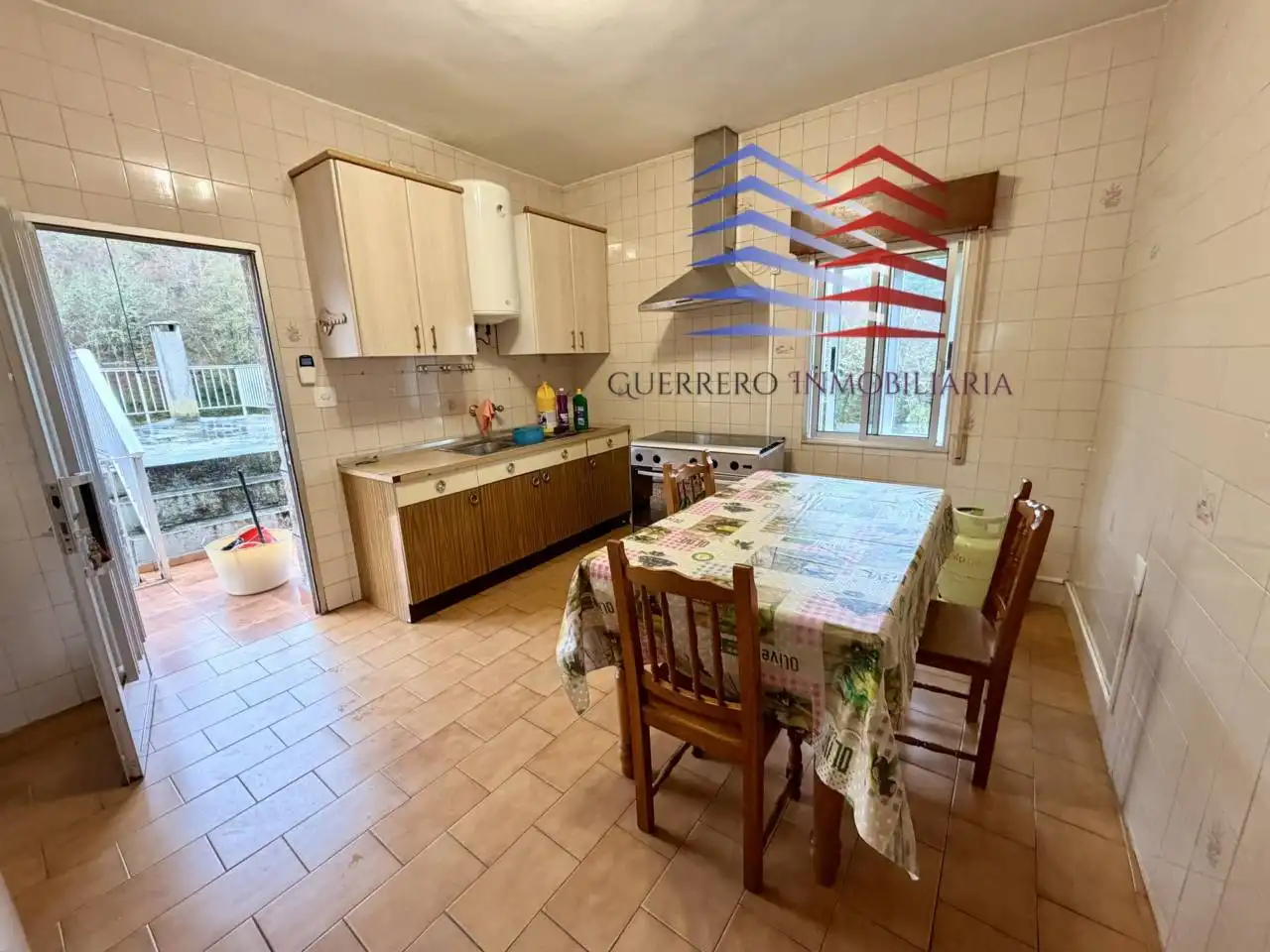 Cocina de Casa o chalet en venta en Allariz con Calefacción, Jardín privado y Terraza