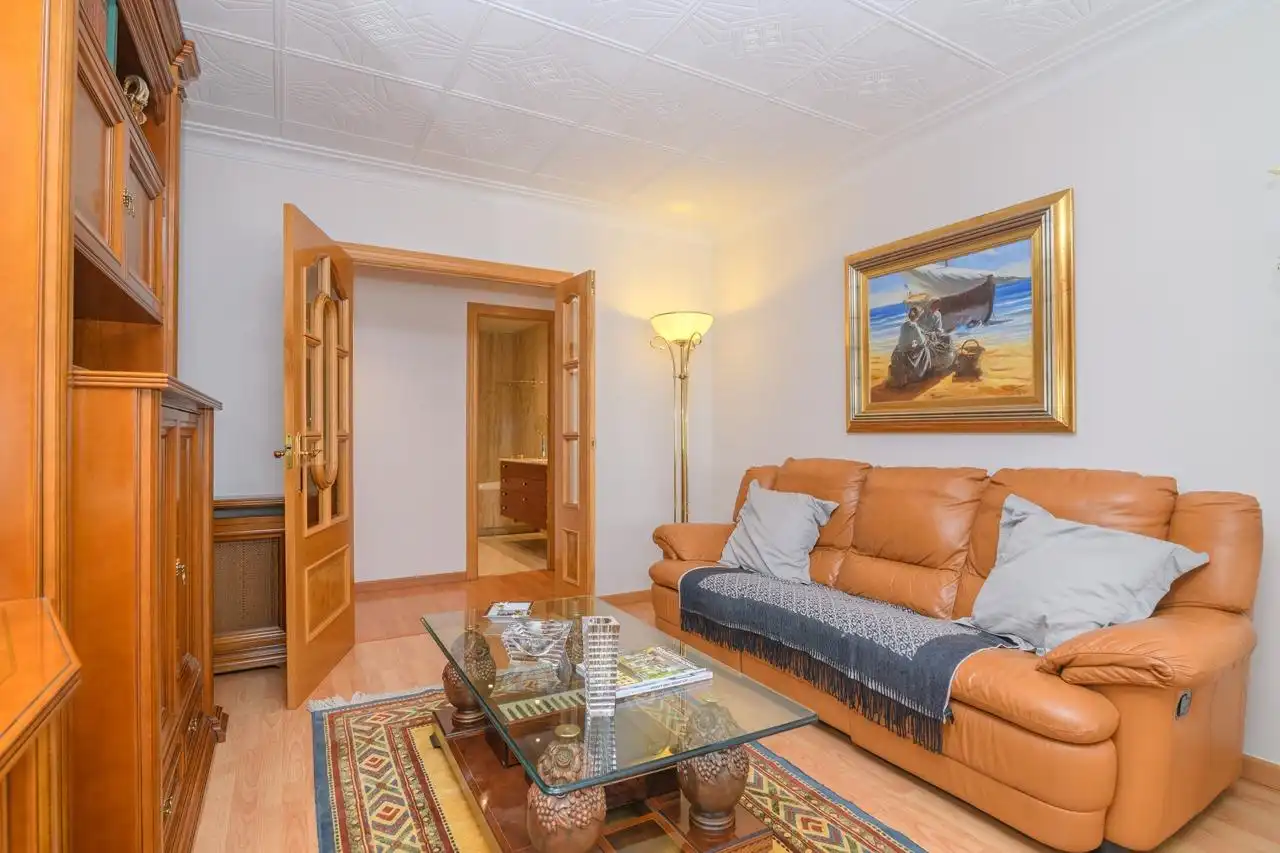 Sala d'estar de Casa o xalet en venda en Sant Joan de Vilatorrada amb Calefacció, Parquet i Terrassa