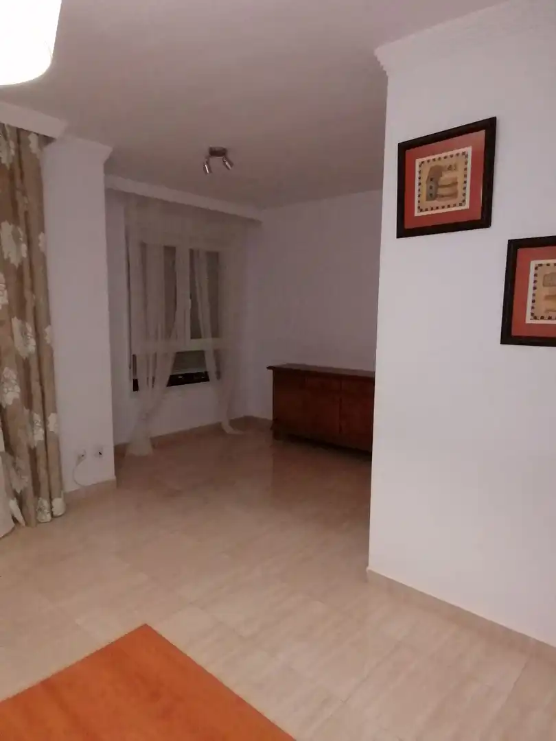 Schlafzimmer von Wohnung zur Miete in Algeciras mit Terrasse und Möbliert