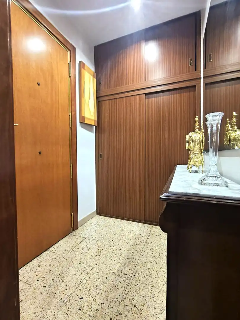 Flat for sale in Santa Coloma de Gramenet  with Air Conditioner, Balcony and Alarm