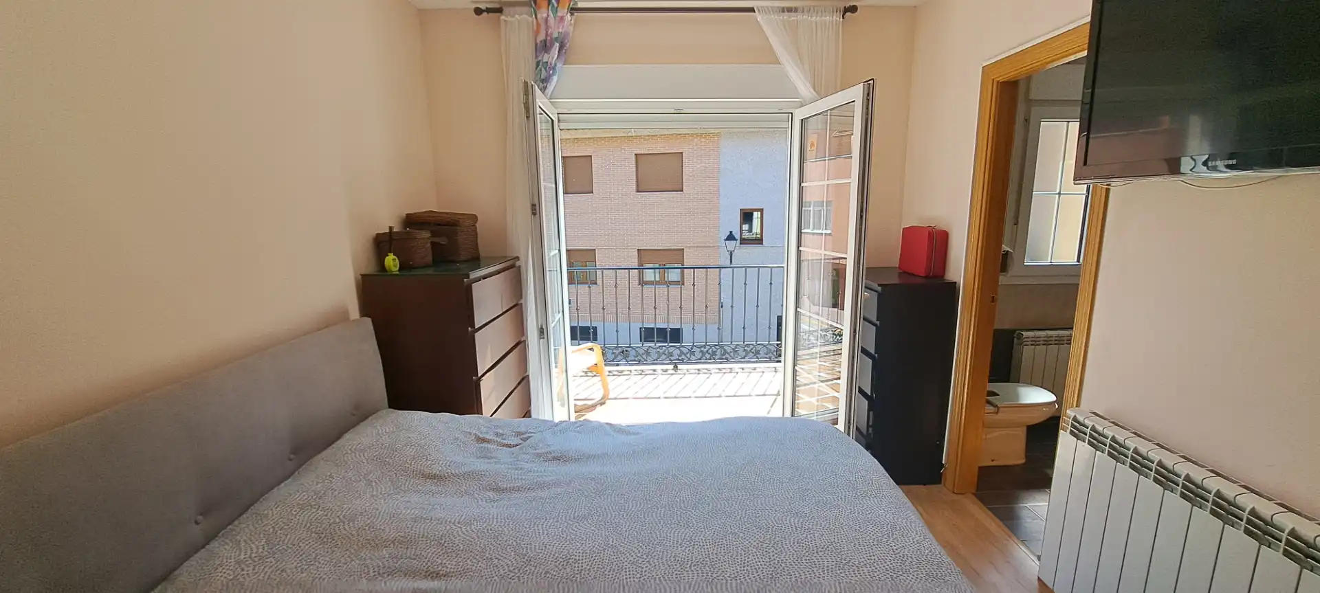 Bedroom of Detached homes for sale in Pedrezuela  with Heating and Terrace