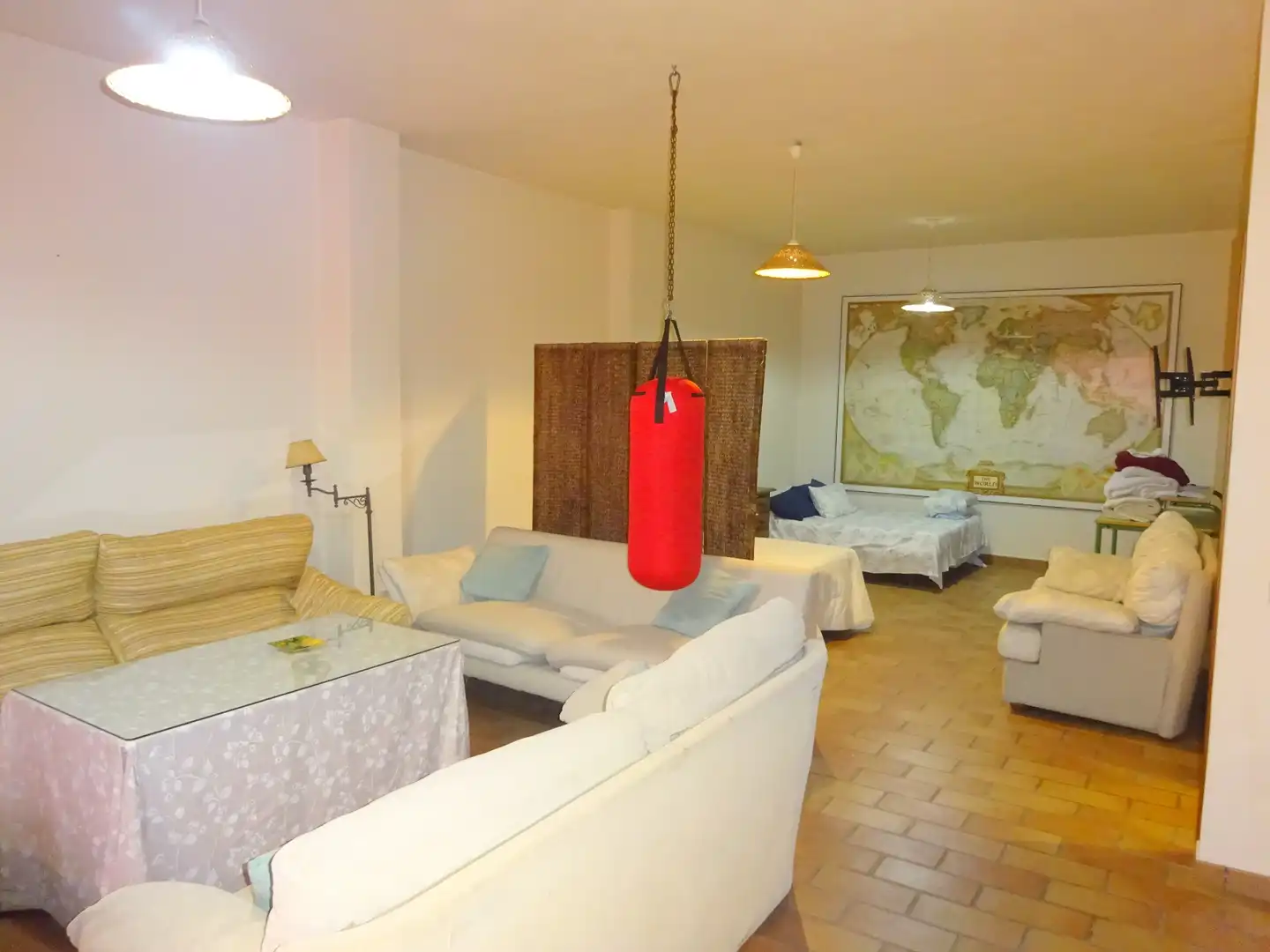 Sala d'estar de Casa adosada en venda en Alhaurín de la Torre amb Aire condicionat, Jardí privat i Terrassa