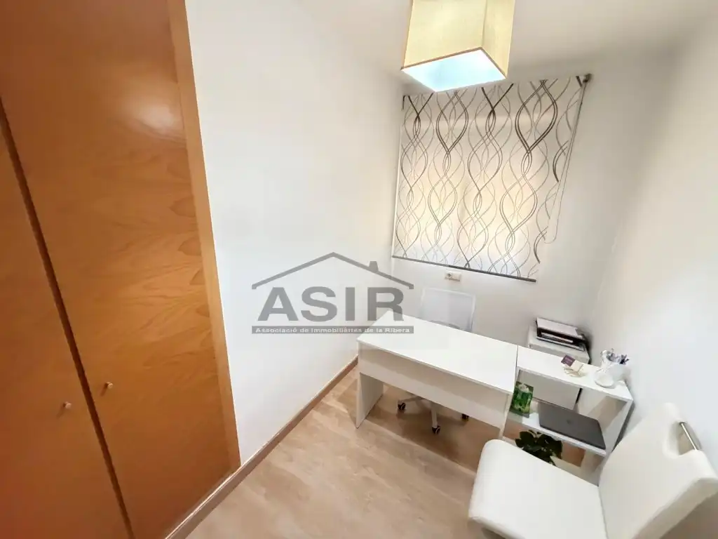 Piso en venta en Alzira con Terraza