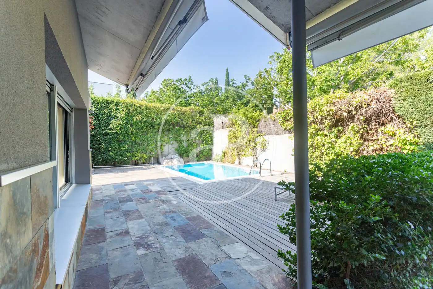 Terrassa de Casa o xalet en venda en Sant Cugat del Vallès amb Aire condicionat, Calefacció i Jardí privat