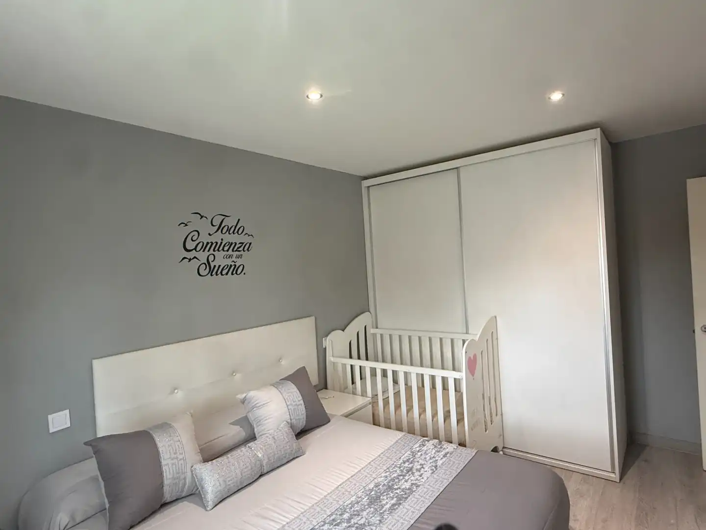 Bedroom of Flat for sale in Mejorada del Campo  with Air Conditioner, Heating and Furnished