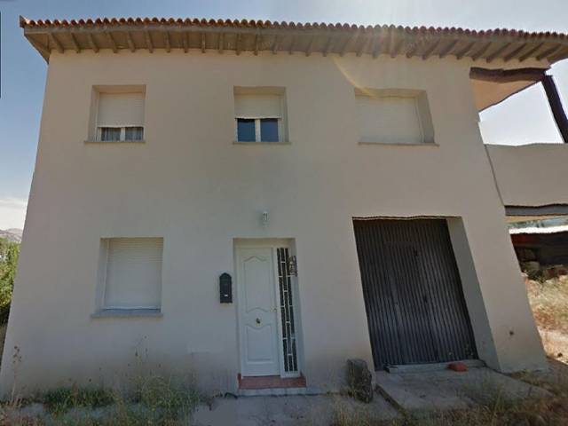 Casa-chalet en Venta en Navaluenga