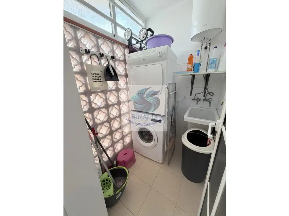 Cocina de Dúplex en venta en Caleta de Fuste