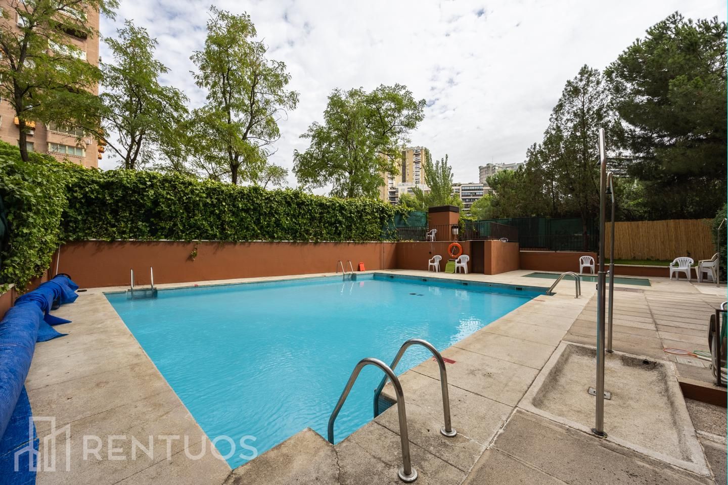 Flat to rent in De Burgos, Castilla, Chamartín