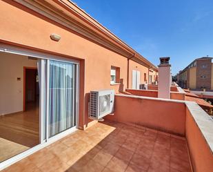 Terrassa de Casa adosada en venda en El Vendrell amb Calefacció, Jardí privat i Terrassa