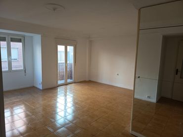 Wohnung mit Balkon zum Verkauf in Calle de Nuestra Señora de Covadonga