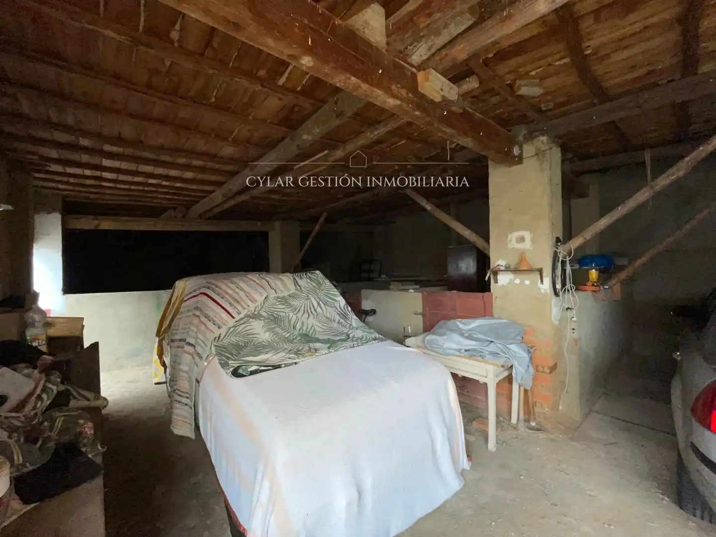 Casa o xalet en venda en San Pedro de Rozados amb Calefacció, Traster i Moblat
