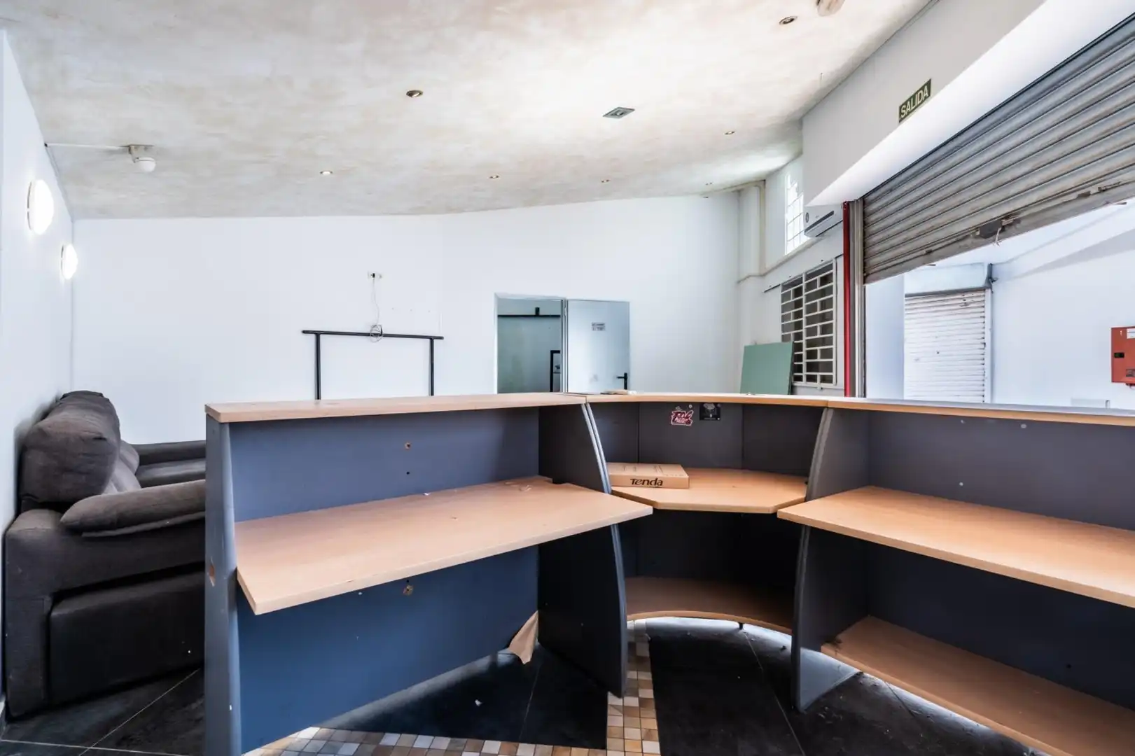 Büro zum Verkauf in Arona
