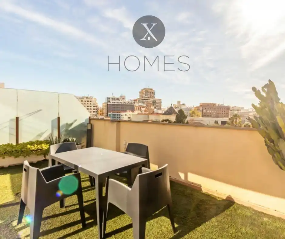 Vista exterior de Dúplex de alquiler en Valencia con Aire acondicionado, Amueblado y Piscina comunitaria