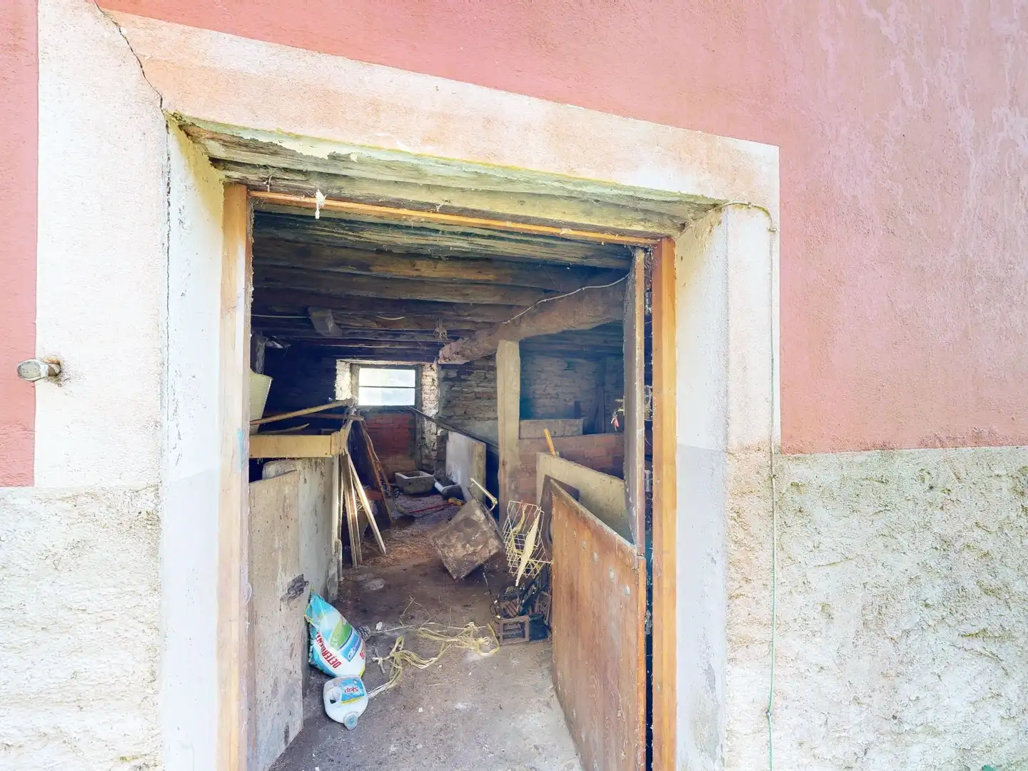 Casa o xalet en venda en Trabada amb Traster