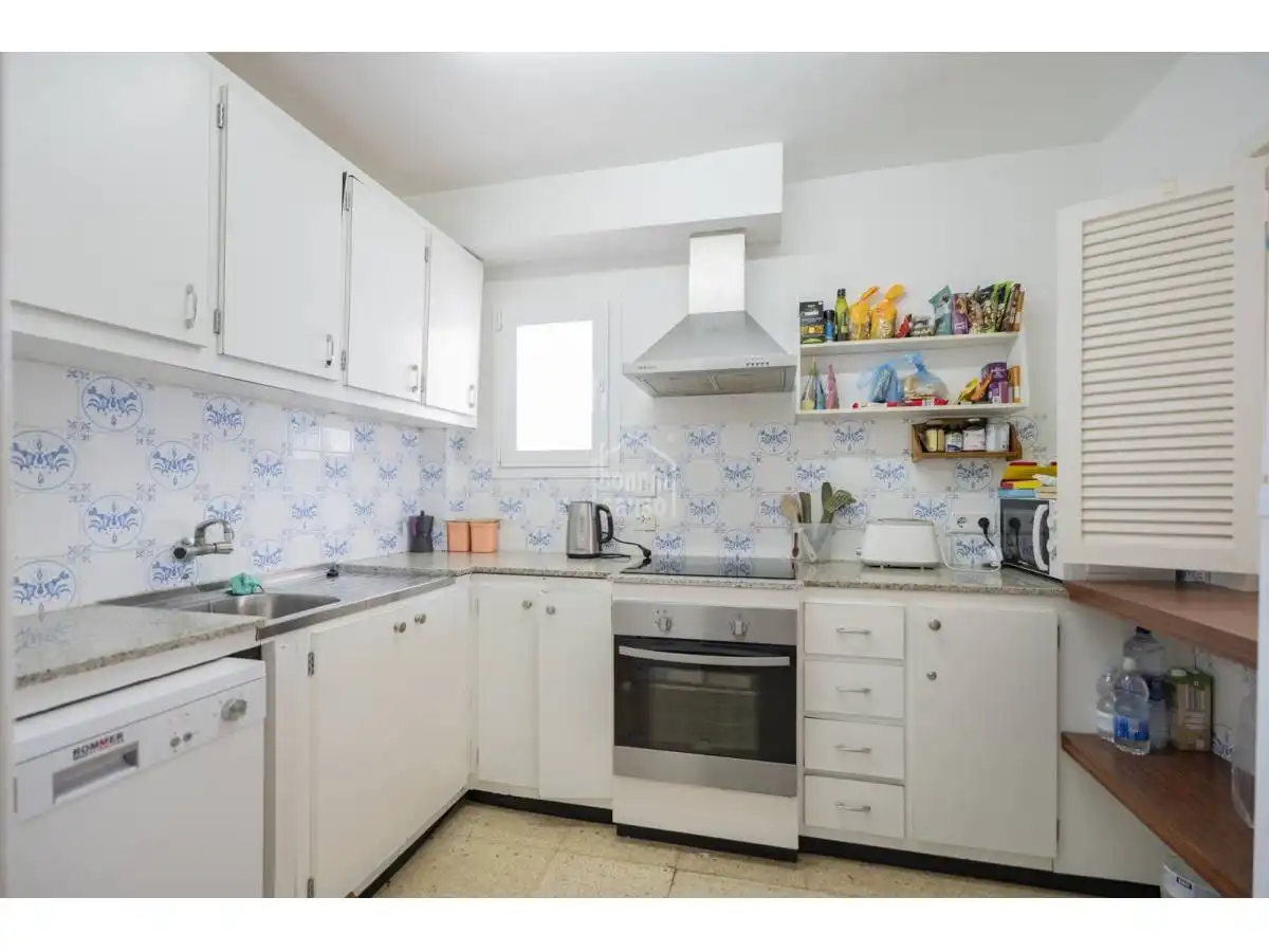 Cuina de Apartament en venda en Es Migjorn Gran amb Terrassa i Moblat