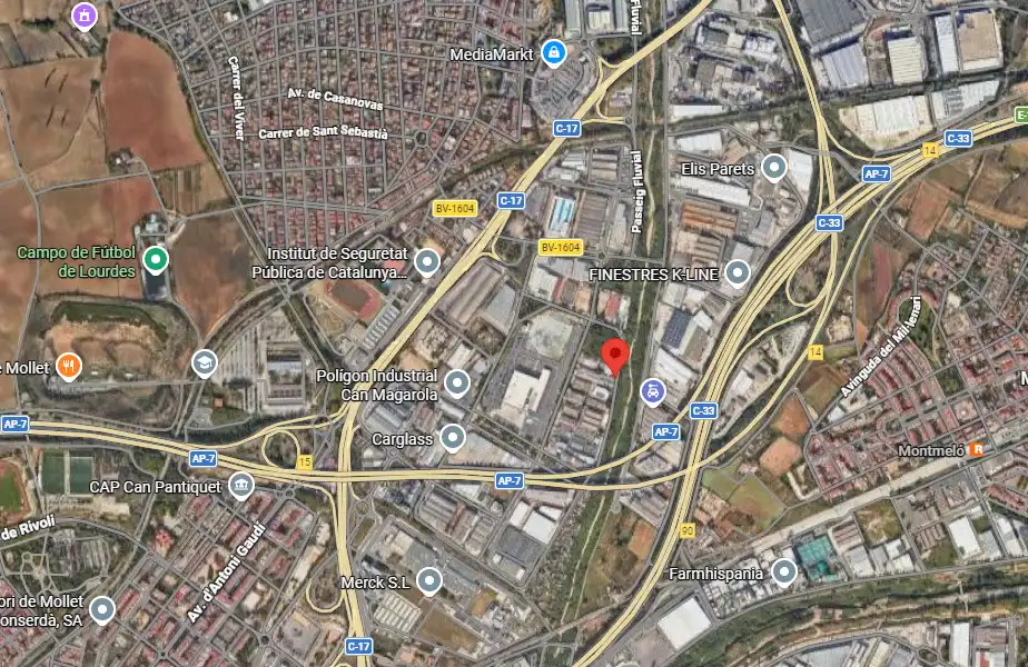 Exterior view of Industrial buildings for rent in Mollet del Vallès  with Heating and Alarm