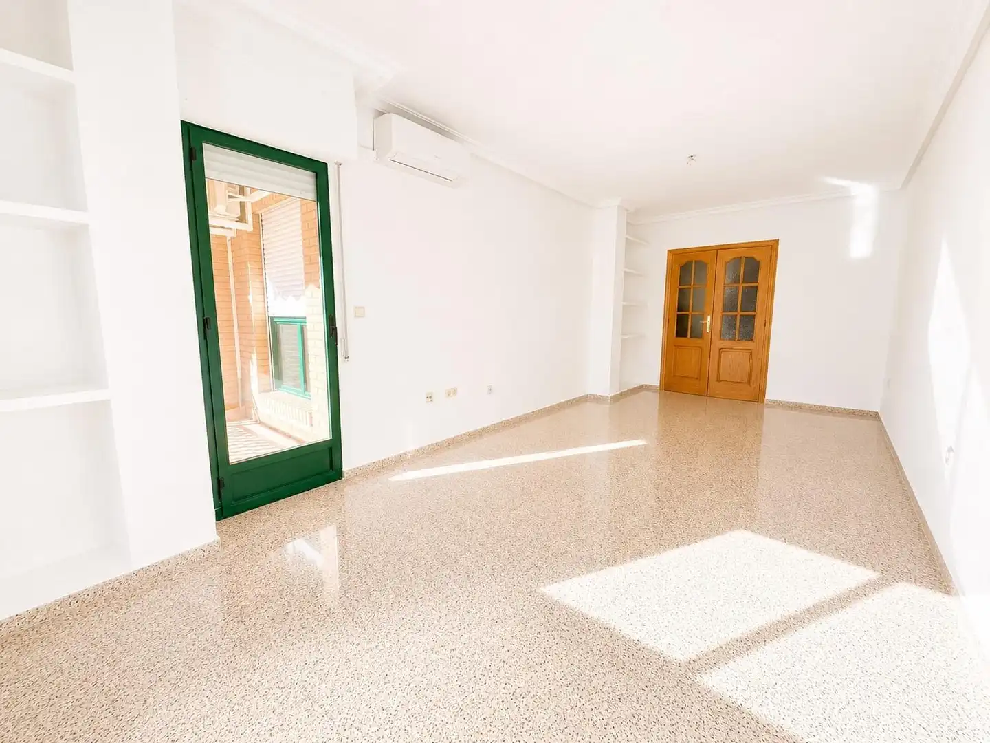 Flat with terrace for sale in Crevillent, imagen 5