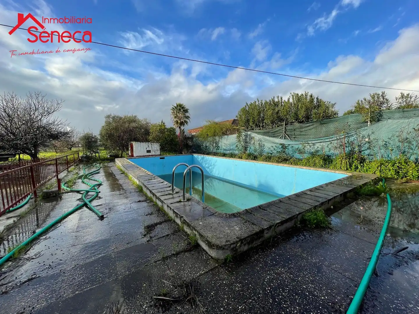 Swimming pool of Houses for sale in Córdoba  with Air Conditioner, Heating and Terrace