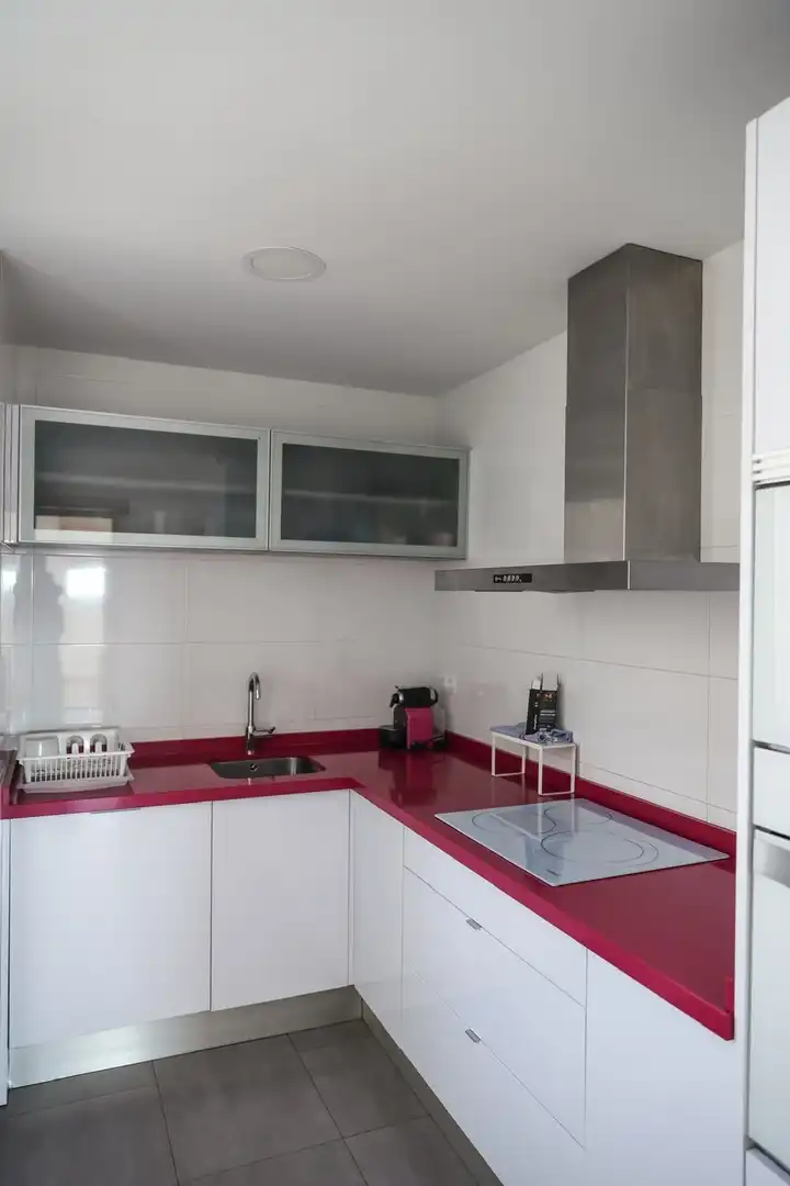Apartamento con piscina en alquiler en El Pinillo, imagen 3