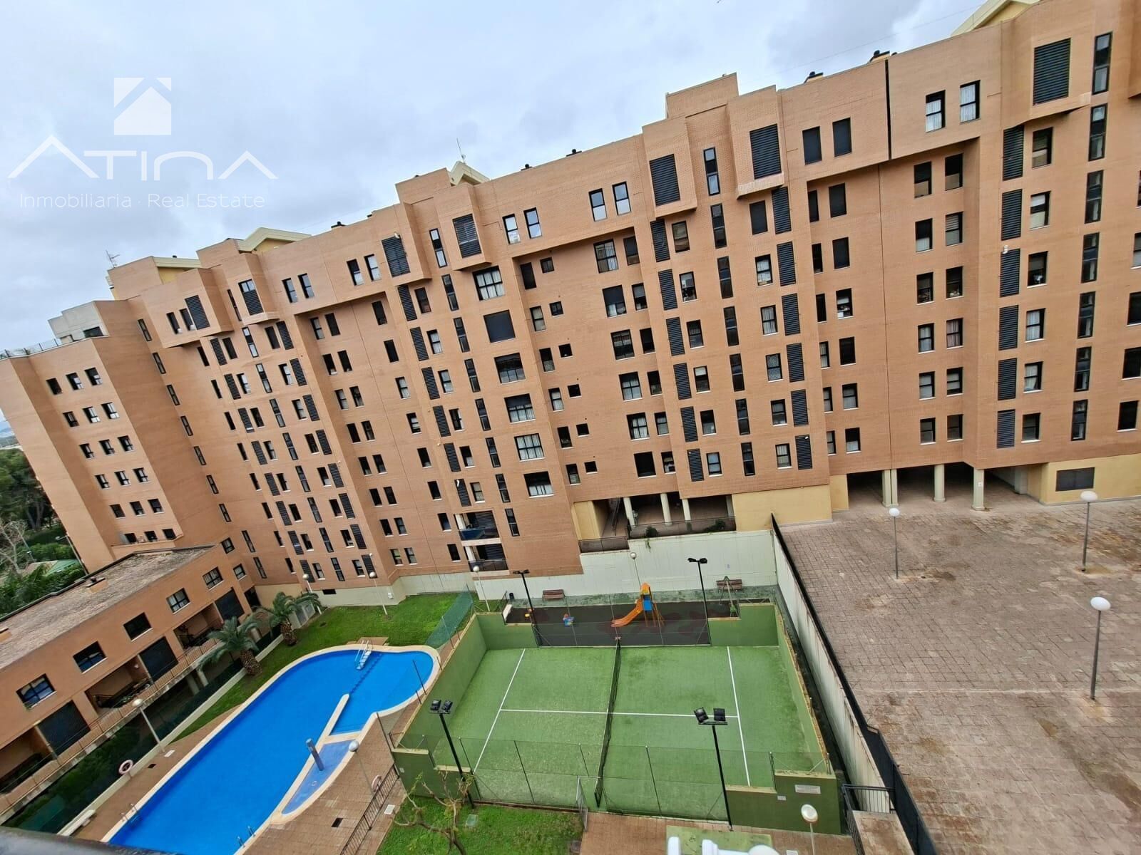 Exterior view of Flat for sale in Gandia  with Air Conditioner, Private garden and Parquet flooring