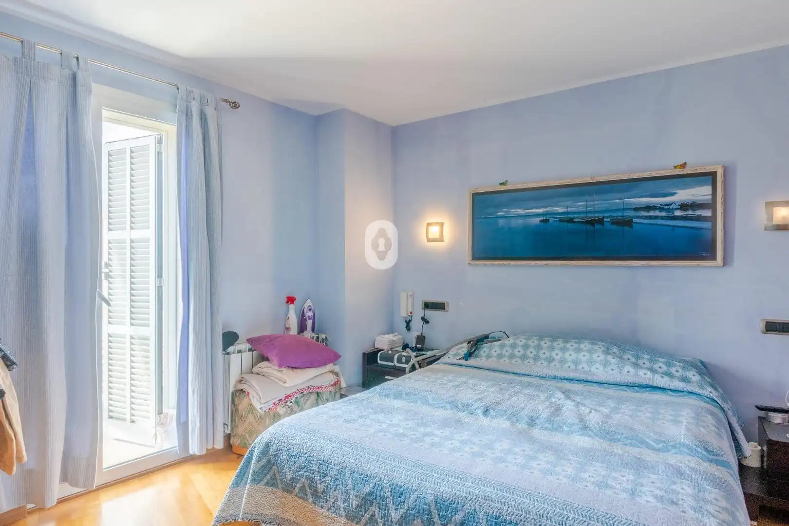 Schlafzimmer von Dachboden zum Verkauf in Pollença mit Klimaanlage, Heizung und Parkett