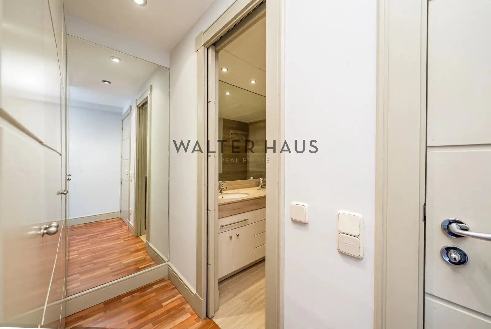 Penthouse with lift for sale in Calle del General Oráa, imagen 43
