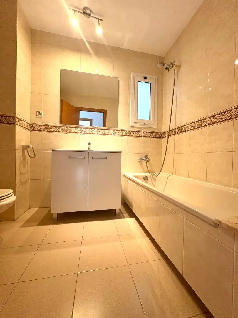 Bathroom of Flat for sale in Terrassa  with Heating, Terrace and Oven