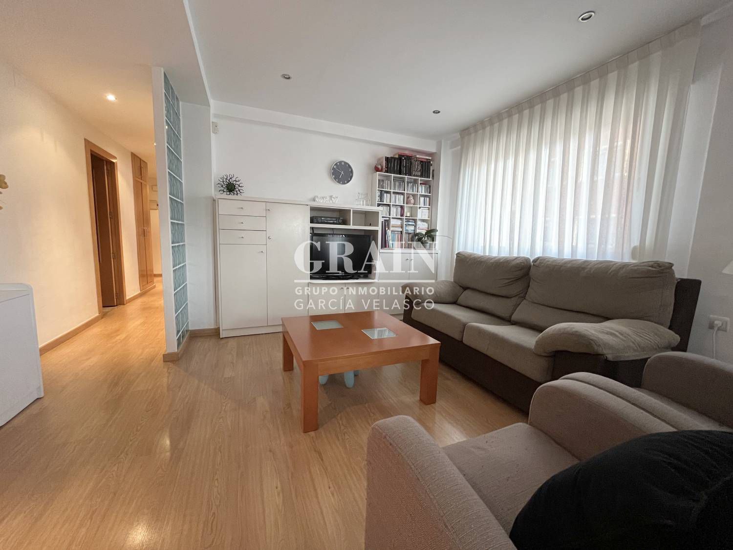 Sala d'estar de Pis en venda en  Albacete Capital amb Aire condicionat, Calefacció i Balcó