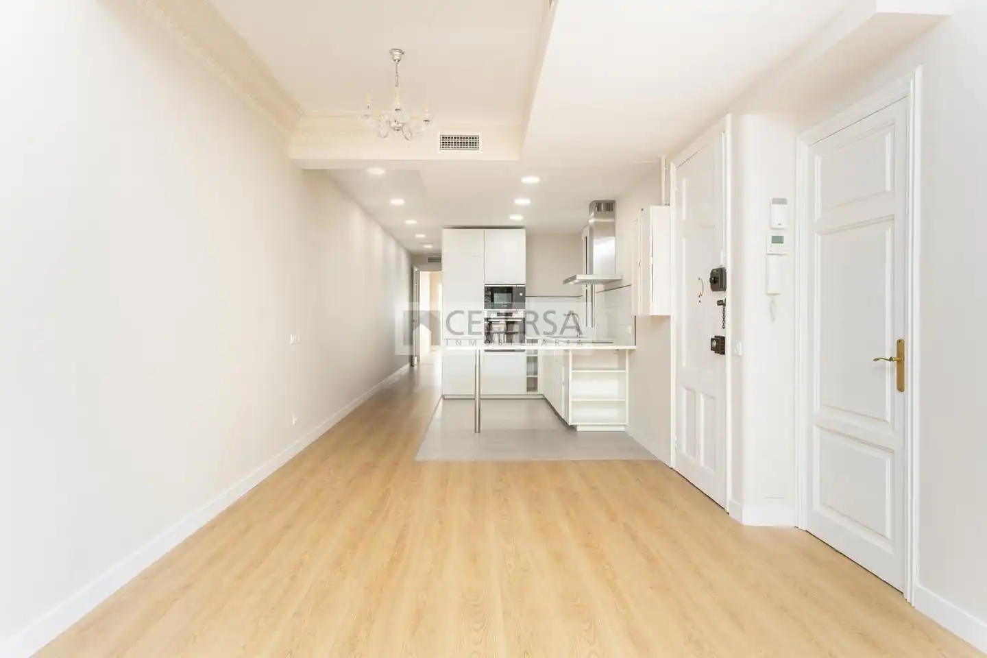 Flat for sale in Barcelona  with Air Conditioner, Heating and Parquet flooring