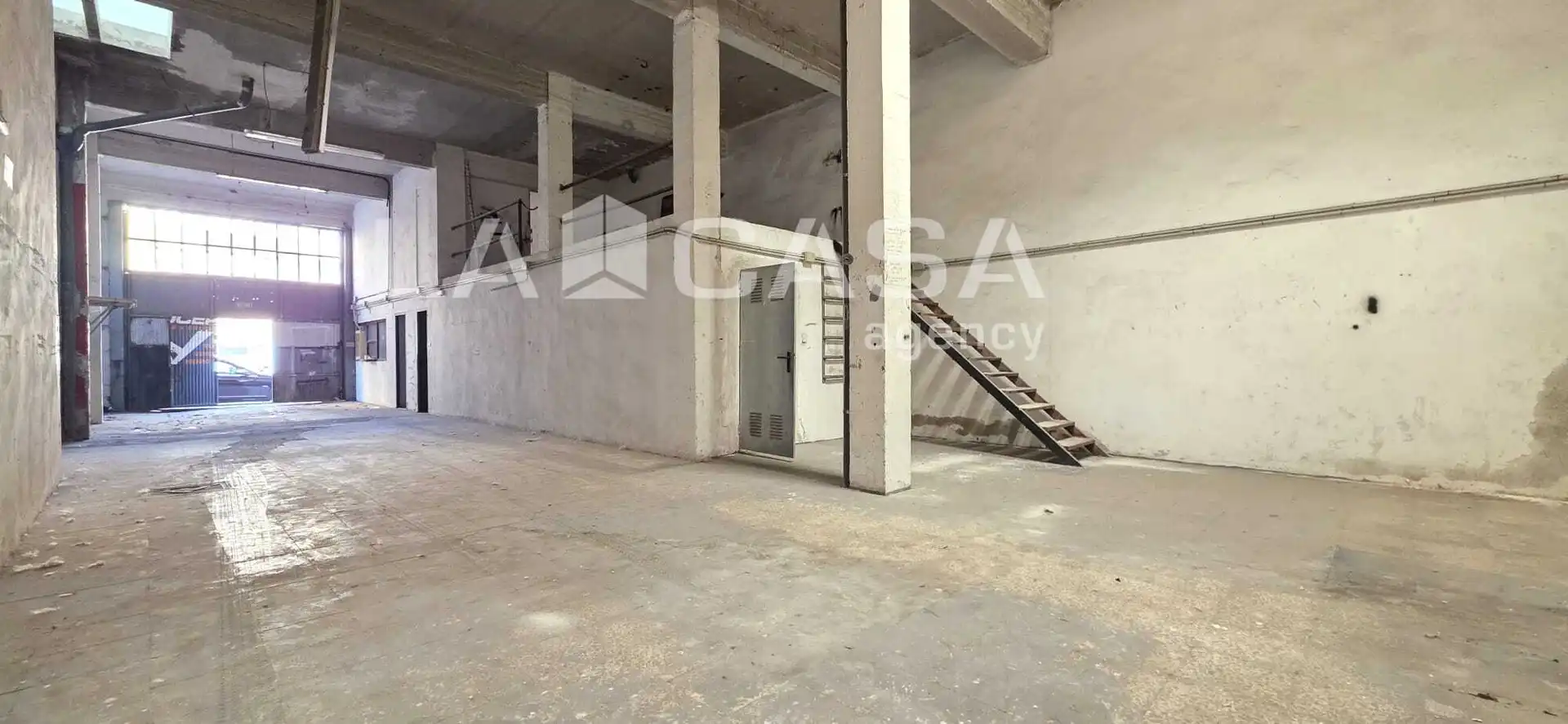 Gewerbefläche zum Verkauf in Calle Cadiz
