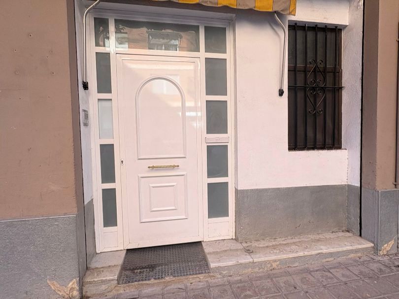 Vista exterior de Local de lloguer en Mislata