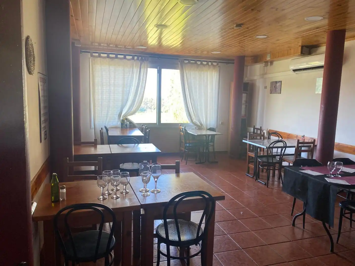 Commercial properties for sale in Sant Llorenç d'Hortons
