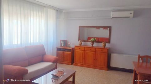 Foto 2 de Piso en venta en Avenida Juan Carlos I, 16, Las Pedroñeras , Cuenca