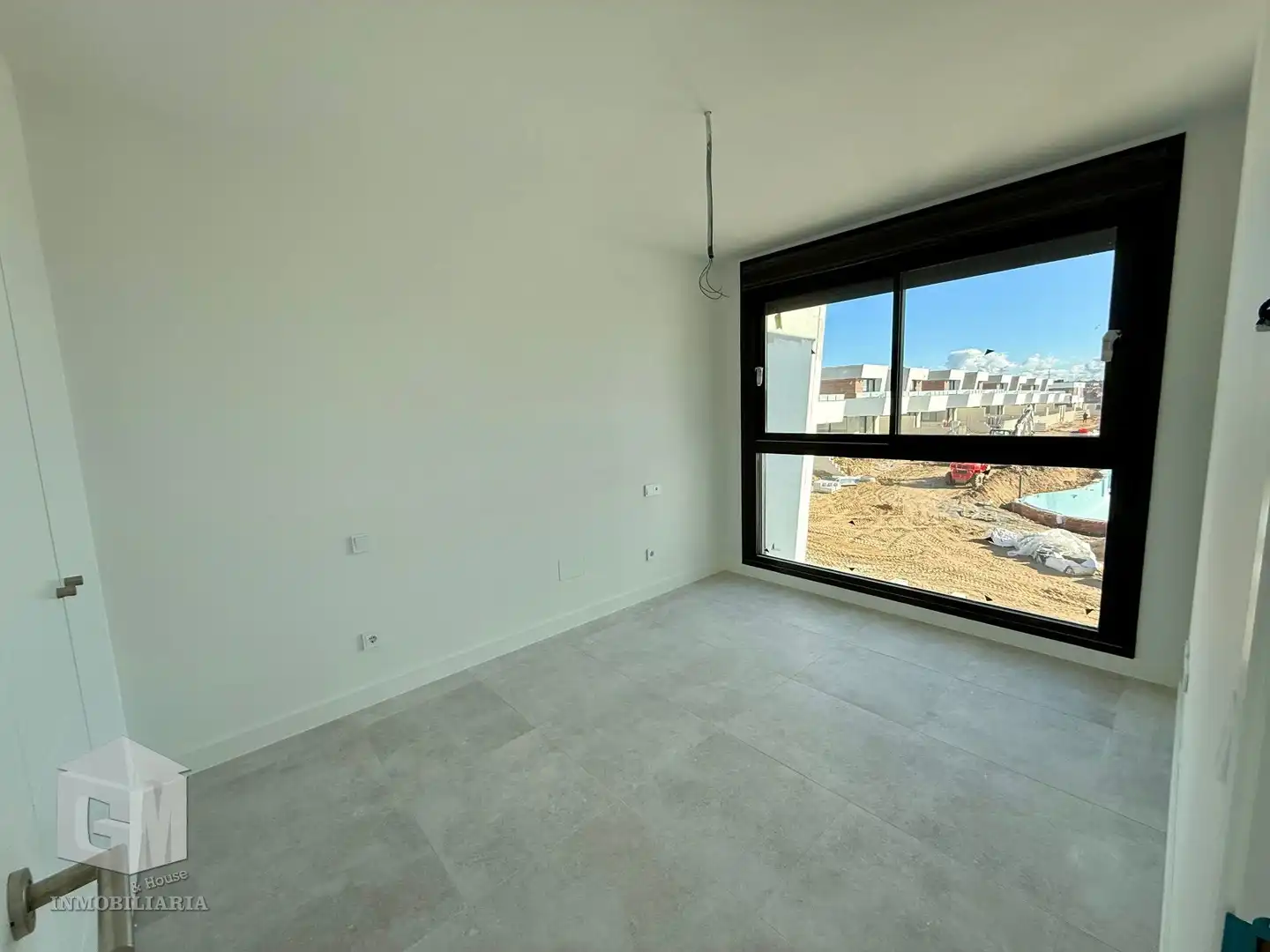 Habitación de Casa adosada en venta en Villaviciosa de Odón con Calefacción, Jardín privado y Terraza