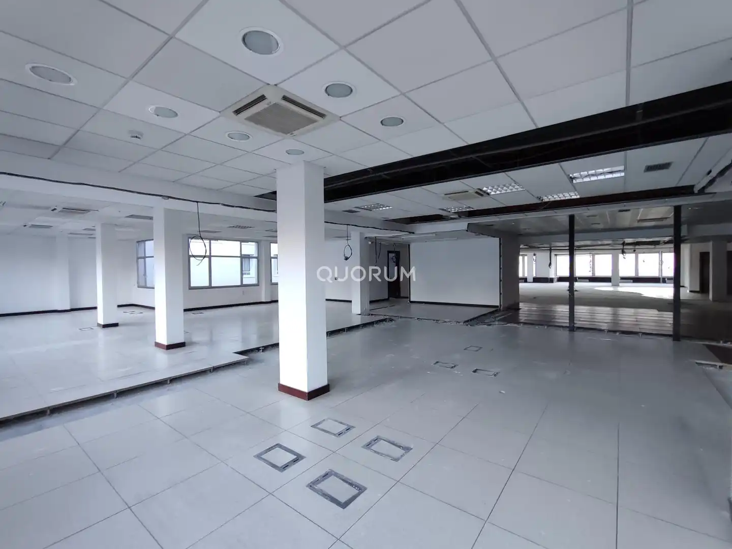 Office space with lift for sale in Gran Vía Don Diego López de Haro, imagen 11