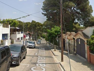 Maison mitoyenne avec balcon à vendre à Calle TURQUIA