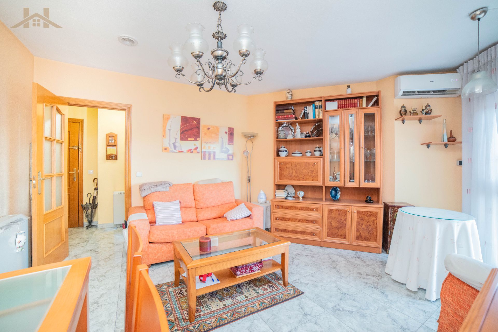 Sala d'estar de Pis en venda en Valdemoro amb Aire condicionat i Moblat