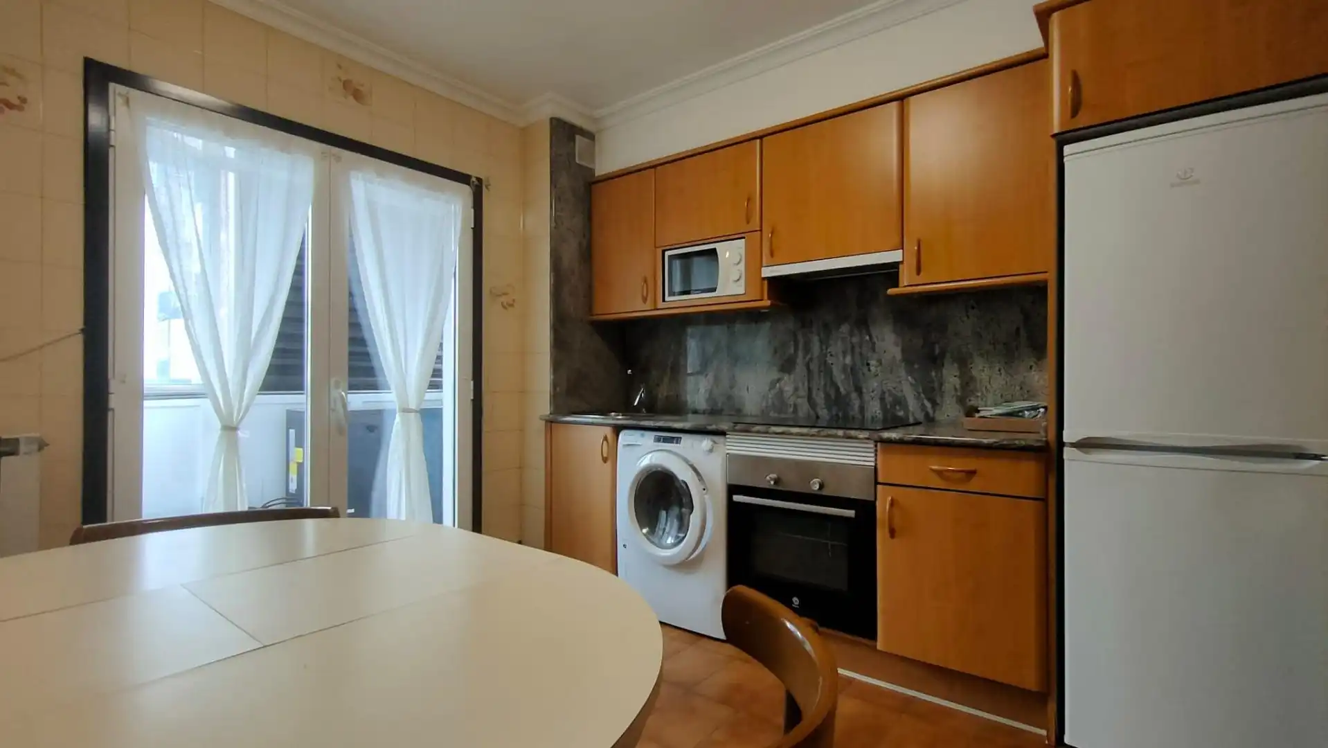 Cocina de Piso de alquiler en Donostia - San Sebastián  con Calefacción y Balcón