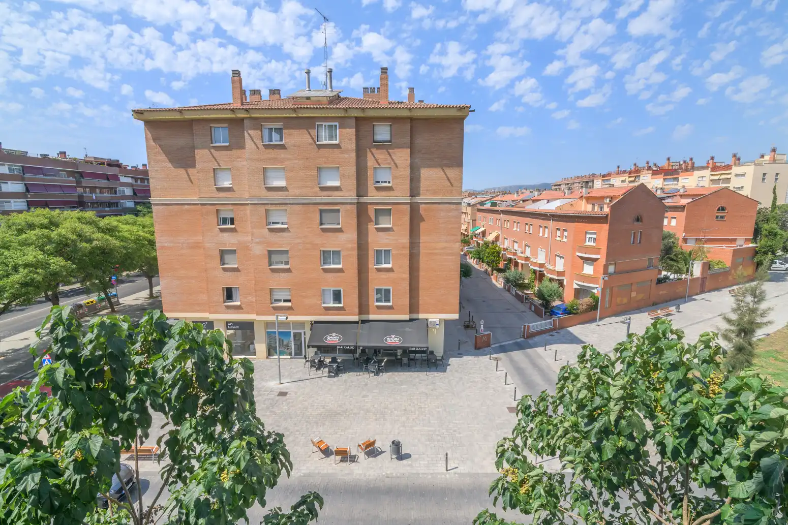 Vista exterior de Pis en venda en Viladecans amb Aire condicionat, Calefacció i Parquet