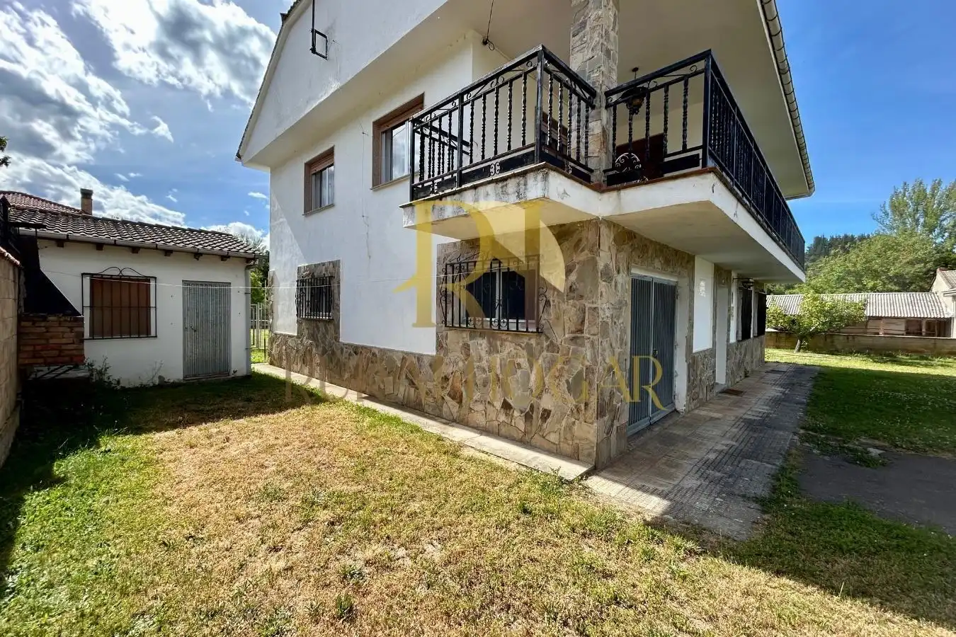 Vista exterior de Casa o chalet en venta en Soto y Amío con Calefacción y Terraza