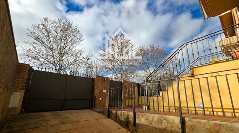 Foto 3 de Casa adosada en venda a Avellanos, El Vallejo, Azuqueca de Henares
