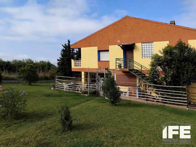 Casa-chalet en Venta en Grisén