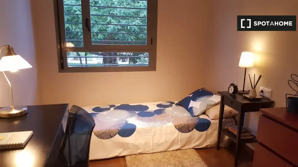 Habitación de Piso de alquiler en Alicante / Alacant con Aire acondicionado, Calefacción y Amueblado