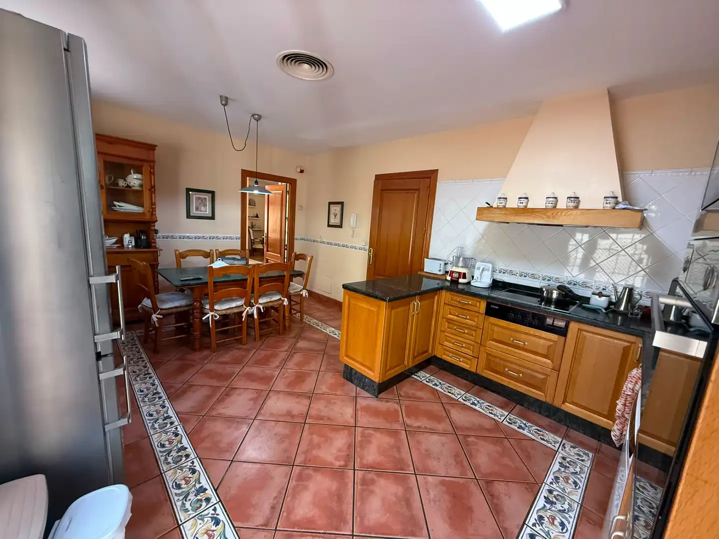 Cocina de Casa o chalet en venta en Córdoba con Aire acondicionado, Calefacción y Jardín privado