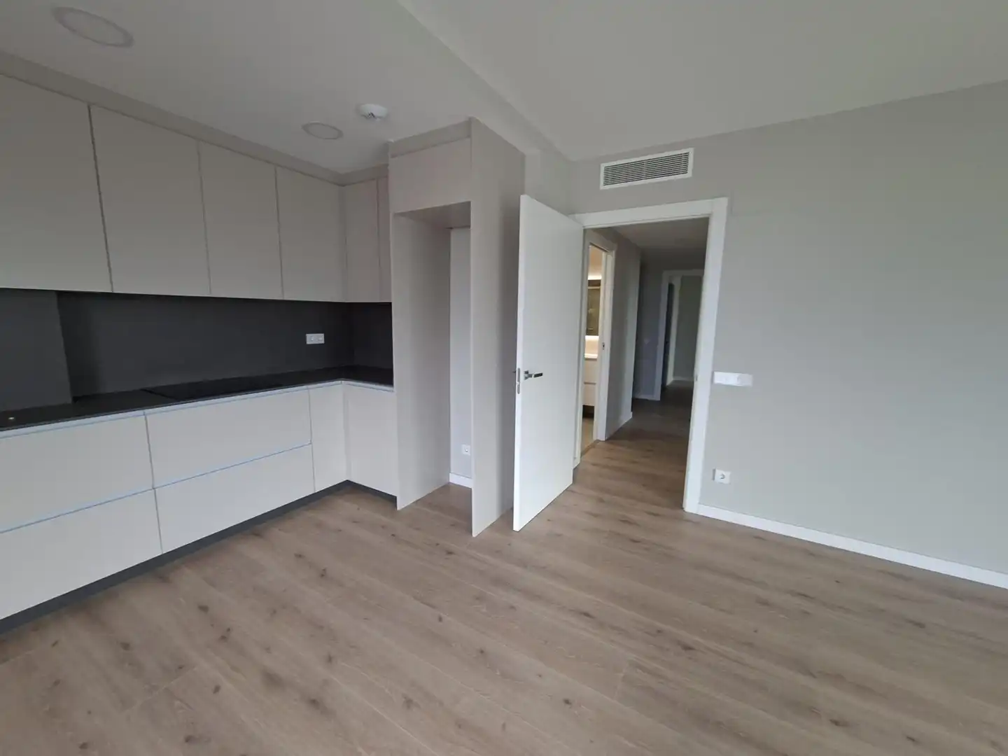 Flat for rent in Port