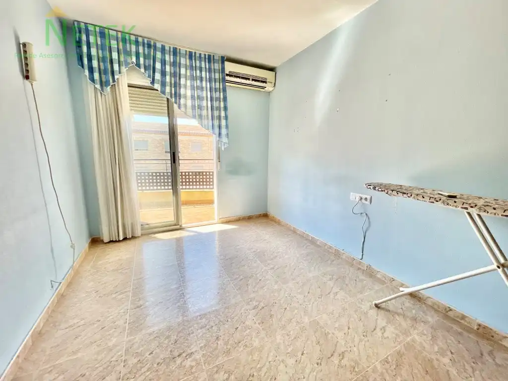 Habitación de Dúplex en venta en Murcia