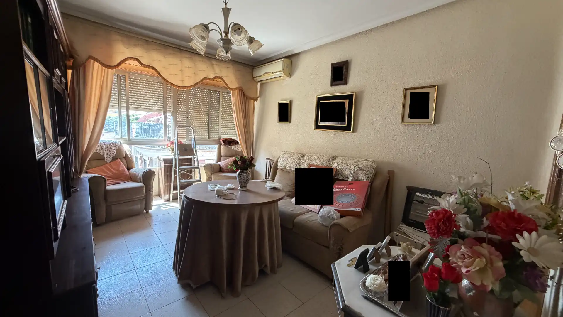 Sala d'estar de Casa o xalet en venda en Úbeda amb Aire condicionat, Terrassa i Traster